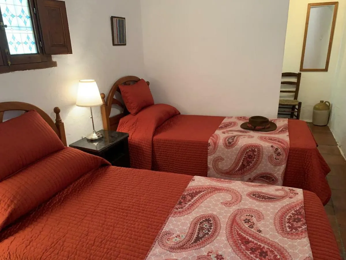 Lemon Grove Farmhouse Hotel Comares 0*,